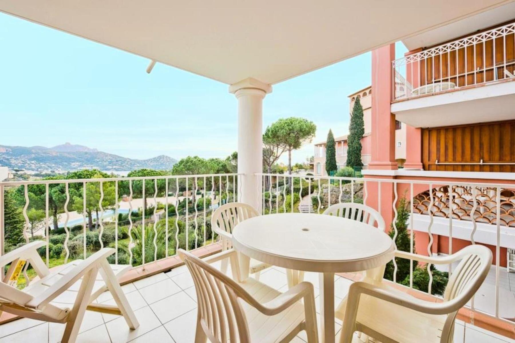 Residence Le Hameau De Cap Esterel - Maeva Home - Appartement 2 Pieces 5 Personnes - Selection Mae-1109 Saint-Raphaël Eksteriør bilde